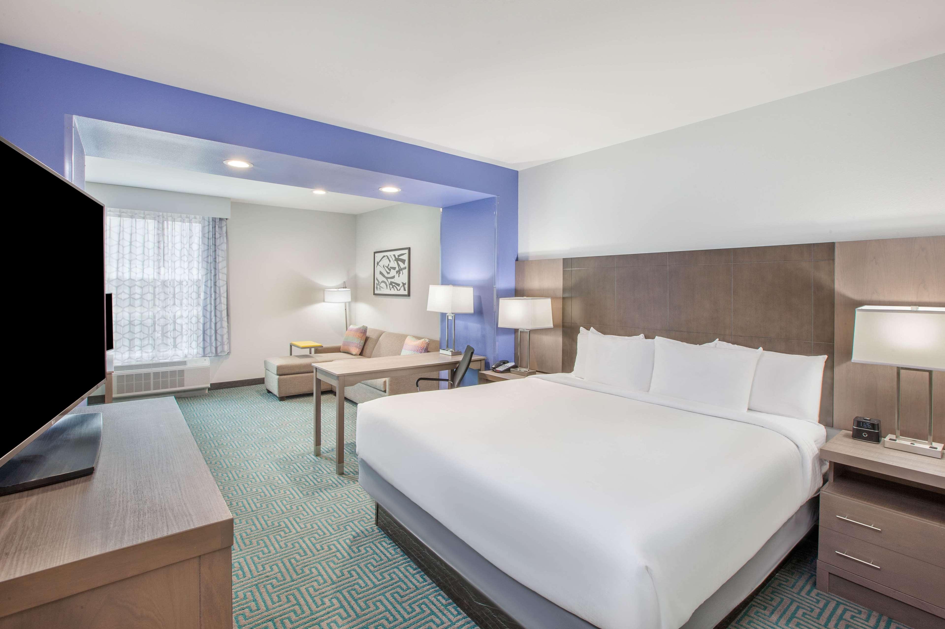 La Quinta By Wyndham Dallas Duncanville Bagian luar foto