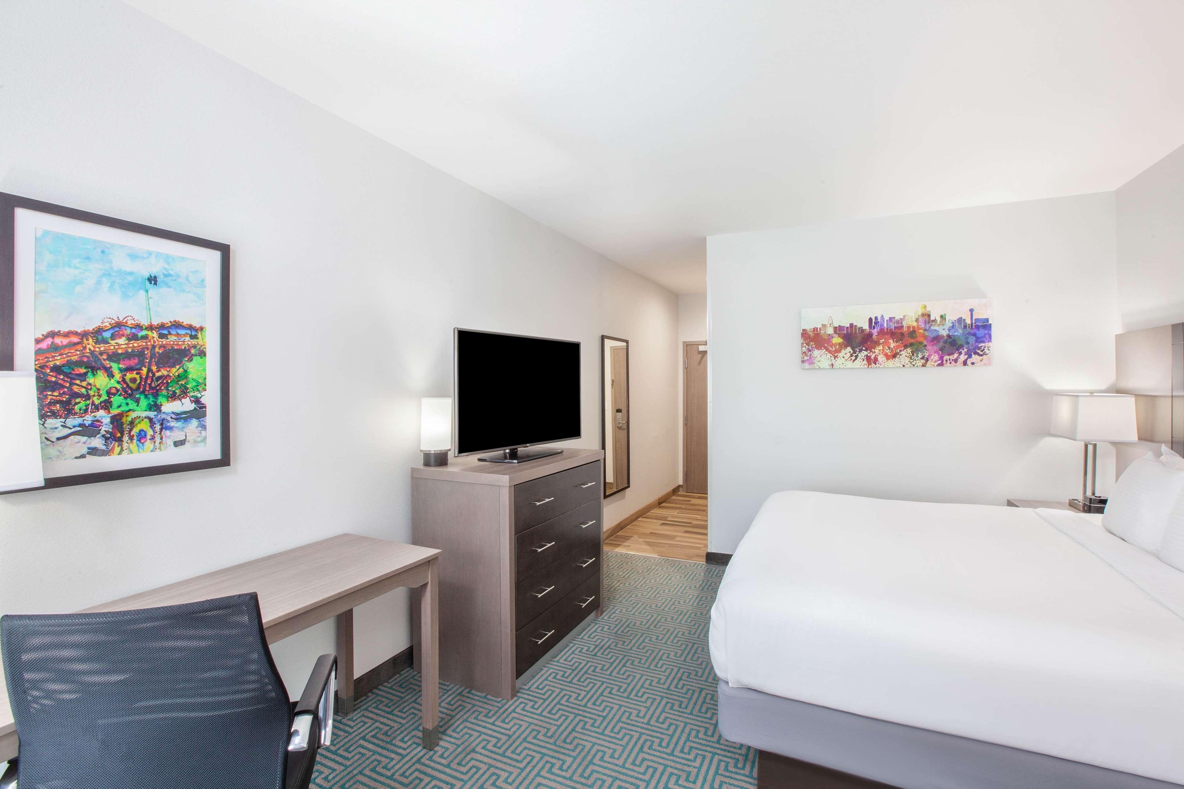 La Quinta By Wyndham Dallas Duncanville Bagian luar foto