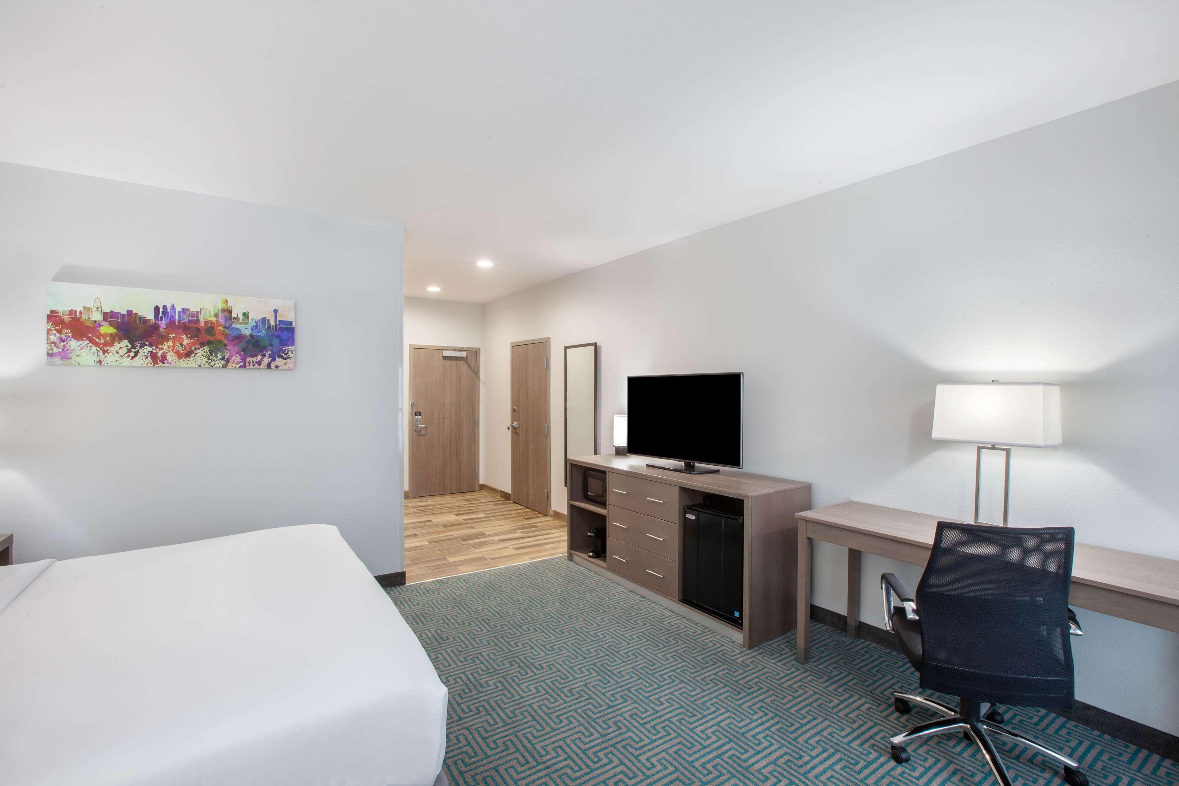 La Quinta By Wyndham Dallas Duncanville Bagian luar foto