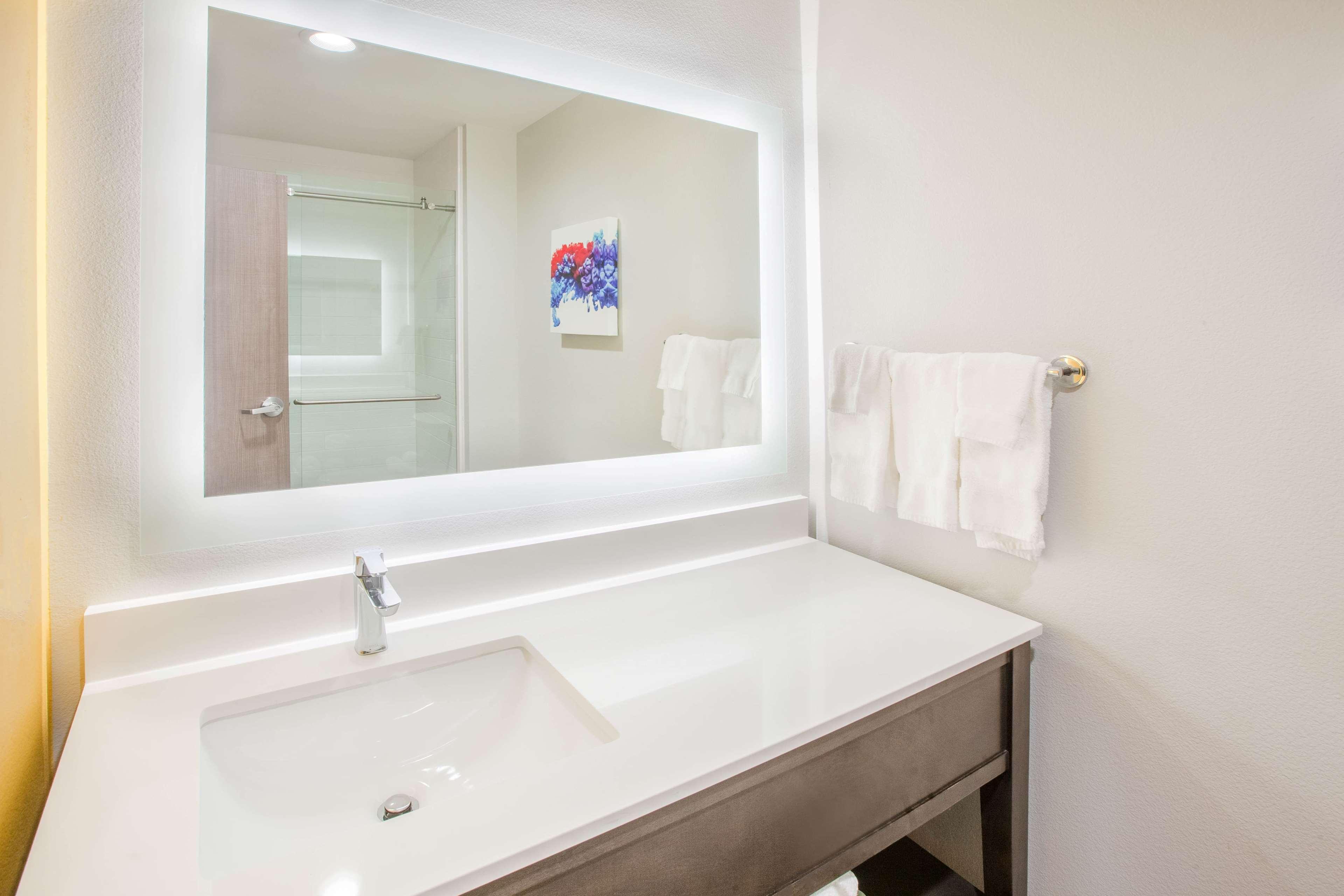 La Quinta By Wyndham Dallas Duncanville Bagian luar foto